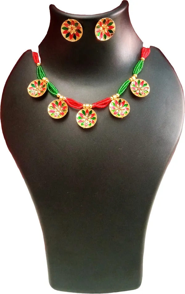 Assamese_Traditional_Red_Green_Japi_Golpata_Choker_Jewellery_Set_For_Women